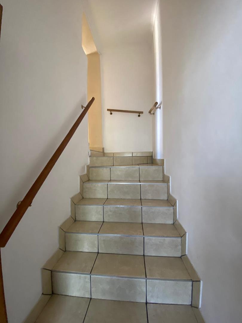 To Let 1 Bedroom Property for Rent in Kenridge Western Cape